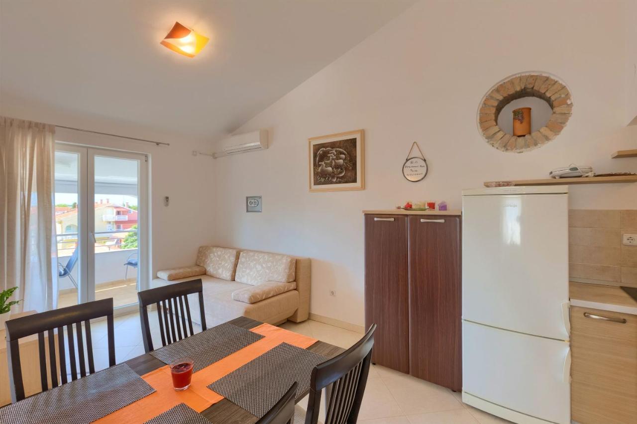 Apartments Boris Фажана Экстерьер фото